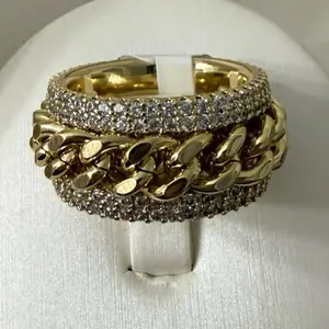 Elegant Gold Plated Women's Ring with Rhinestone Accents and Curb Chain Design