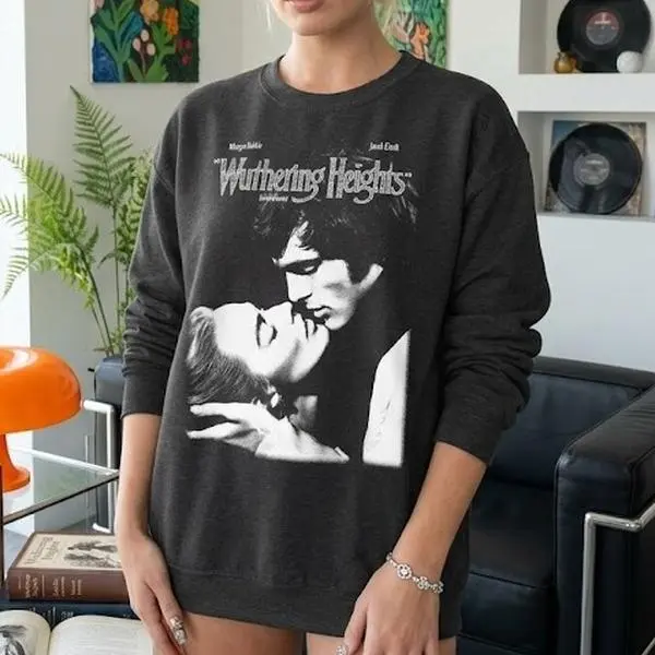 Wuthering Heights Vintage Sweatshirt, Margot Robbie and Jacob Elordi Romantic Scene Sweatshirt, Emily Bronte Novel Hoodie, Gift for Romance Movie Lovers