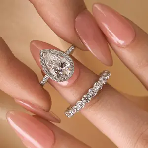 Effinny 2.2ct Sparkle Pear Cut Engagement Ring Set For Women, 5A Grade Cubic Zirconia Promise Ring,Anniversary Ring Outdoorfun