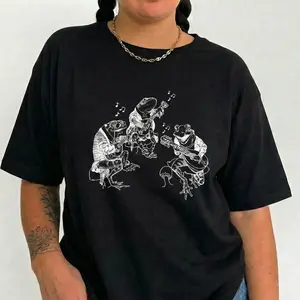 Plus Size Frog Shirt Cottagecore Graphic Tee Women Mushroom Band Goblincore Aesthetic Vintage Toadstool Relaxed Fit Nature Gift S-6XL