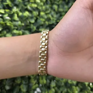 Presidential Link Bracelet with Crystal Encrusted Box Clasp *7.5 inches* 14k Gold Plated