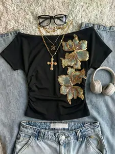 Summer One Shoulder Plain Slim Fit Short Sleeve Top, Sequin Flower Decoration Eye-Catching Design, Daily Fashion Versatile Tee