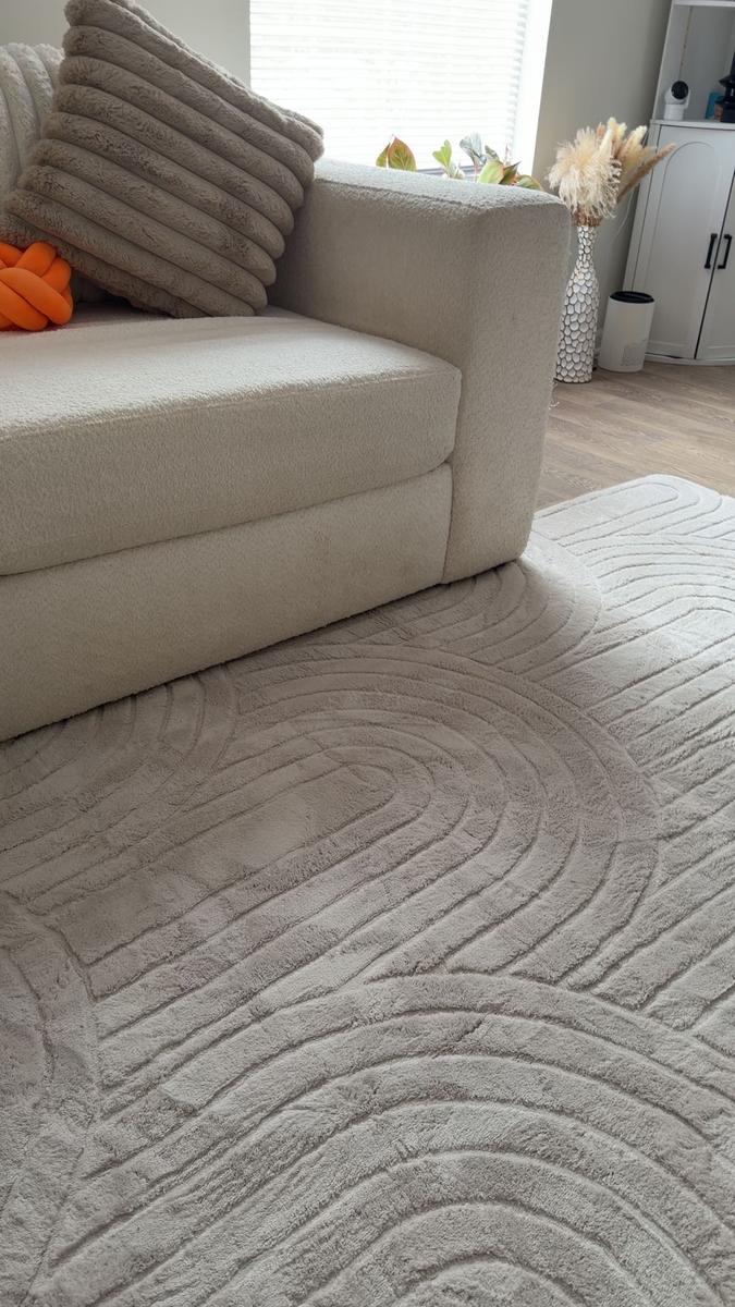 Item: Milky White, 8x10Feet (240x300cm)