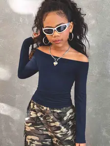 Girls' Classic Solid Color Fitted One-Shoulder Long-Sleeve Basic Casual Top. Comfortable, slimming, and versatile, it can be worn as a base layer or outerwear. Perfect for parties, music festivals, and daily wear. Girls' clothing.