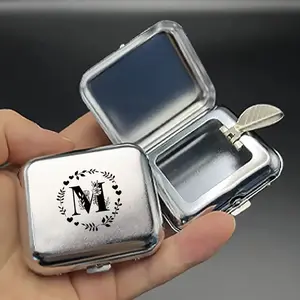 Dust-Proof Metal Square Ashtray, Portable Mini Design with Lid, Stainless Steel Material, Ideal for Outdoor & Travel Use, Great Gift Choice