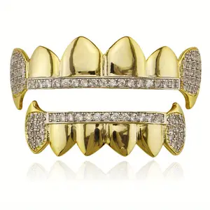2pcs/ SET Golden Color Plated Iced Out CZ Top and Bottom Vampire Fangs Werewolf Grillz for Your Teeth Hip Hop Halloween Accessory Masks Props