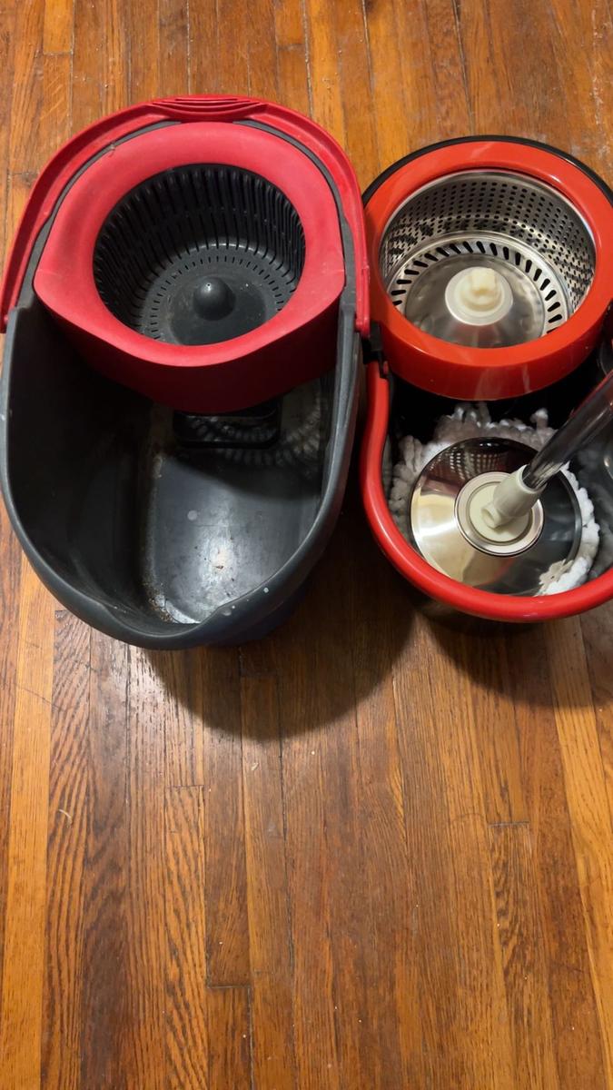 Item: mop bucket set