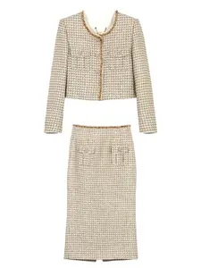New product fashionable and elegant light luxury socialite chaebol Qianjin Heavy Industry Beaded Sequin Tweed Small Flavor Short Jacket + Half-length Skirt Set T2902