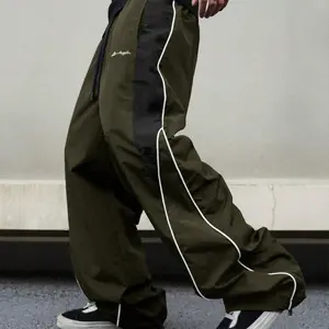 Men's Black Colorblock Sweatpants with White Side Stripes & Embroidered Design for Gym Wear, Loose Athletic Long Pants, Sporty Elegance, Drawstring Waist, Straight Leg Cut, Trendy Street Fashion Joggers Sports Menswear Embroidery Embroidery Tracksuit