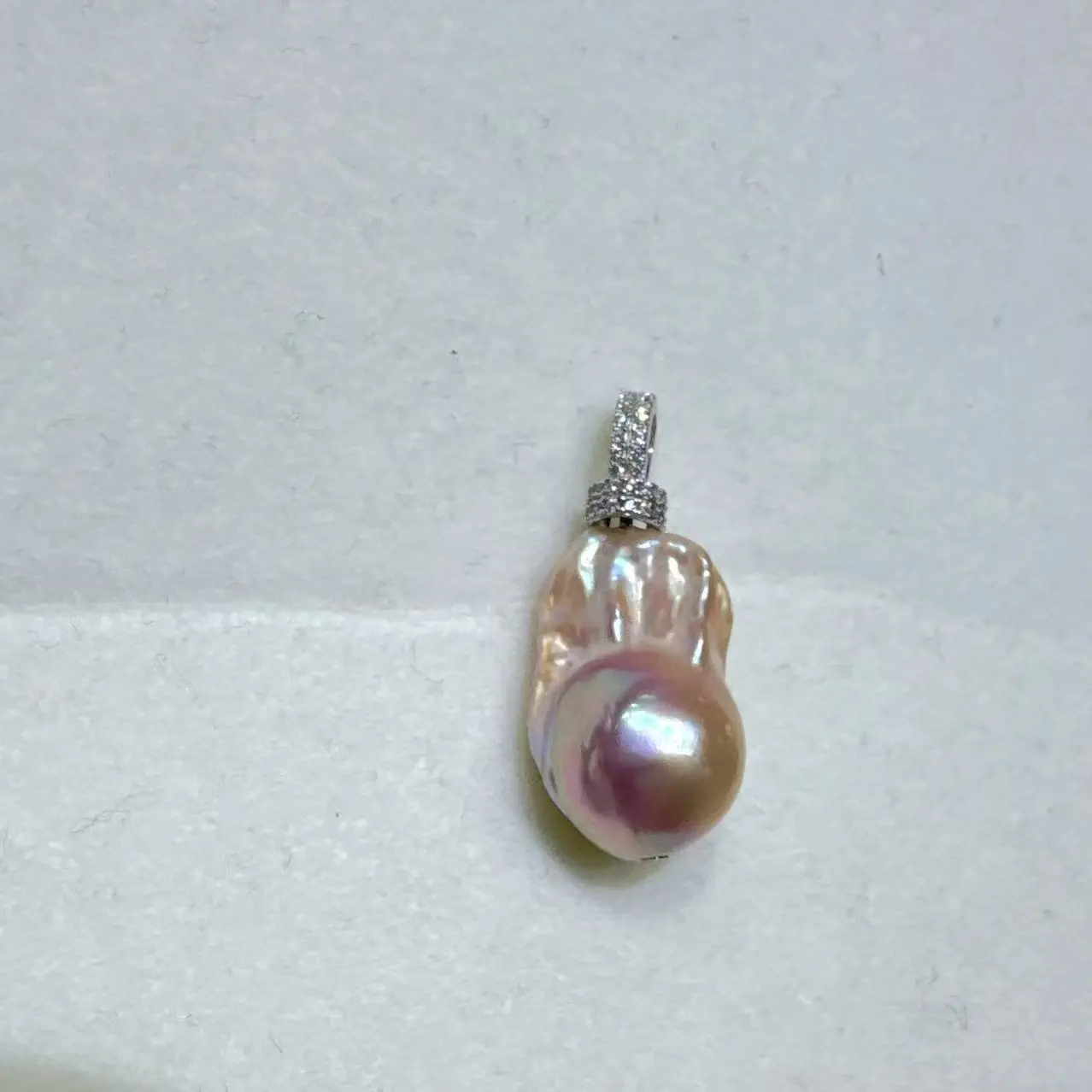 Natural freshwater baroque universal clasp necklace pendant