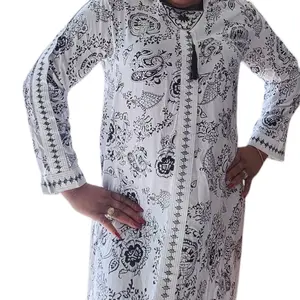 Casual Hoody Abaya for Women - Stylish White & Black Floral Print Long Sleeve Top with Zipper Closure