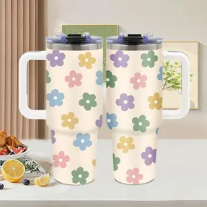 Retro Daisy Flower， 40oz tumbler with handle， Summer Ice Stainless Steel Vacuum Insulated Travel Mug， pastel floral design， Flower Lover Gift， for office and travel， Birthday Gift， Water Bottle， Tumbler Gift for Women and Men