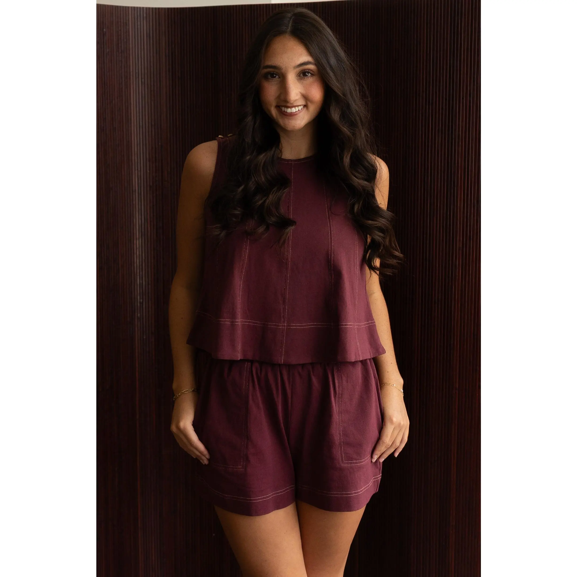 Contrast Stitch Maroon Shorts