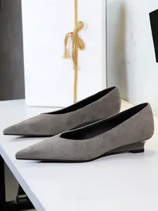 Vintage Faux Fur Pointed-Toe Stiletto Heels, /wine Colors, Comfortable All-Season Shoes, Ideal for Dating/commute