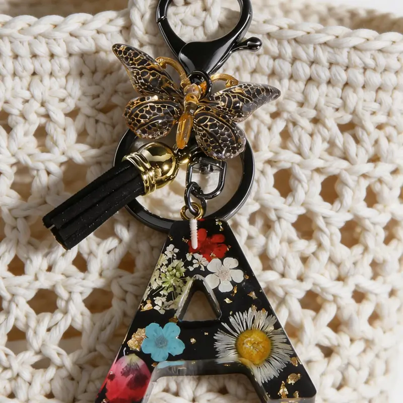 Women's Elegant Letter Keychain with Floral Design & Butterfly Charm, Durable Resin Material, Perfect Gift for Her, Floral Pattern Keychain, Stylish Keychain