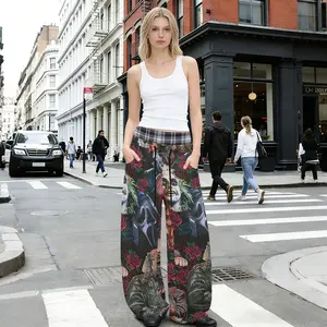 Women's Fake Two-Piece Horror Movie Icon Print Loose Wide Leg Pants, Classic Slasher Character Graphic Palazzo Trousers, Elastic High Waisted Summer Lounge Bottoms with Pockets