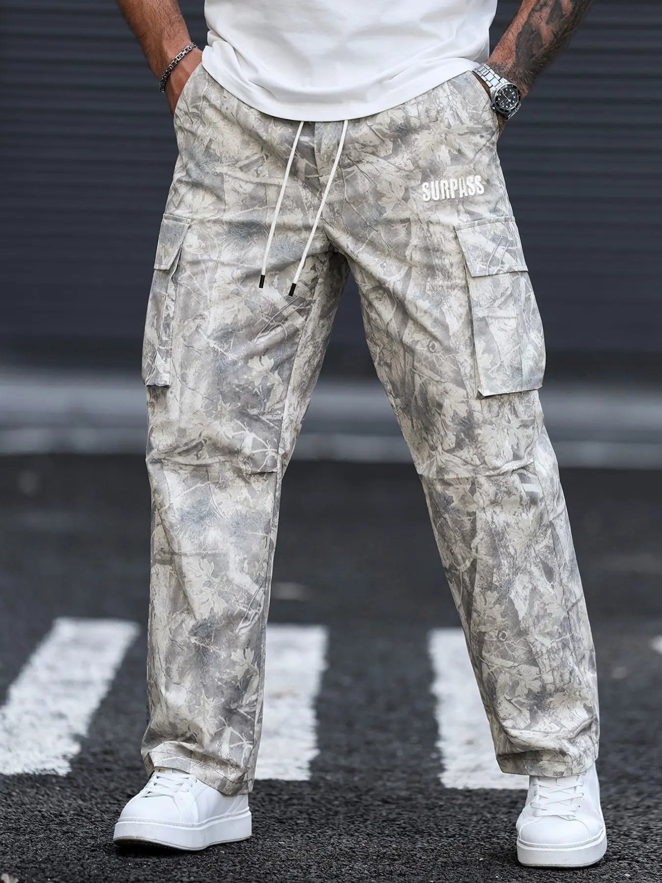 Retro American Multi-Pocket Camouflage Cargo Pants for Men and Women, Loose Comfy Pockets, Loose Fit Streetwear Casual Trousers for Spring & Fall, Stylish Couple's Relaxed Long Pants