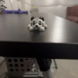 3D Printed White Tiger – Articulated Flexi Tiger Fidget Toy, Aesthetic Desk Pet, Unique Gift
