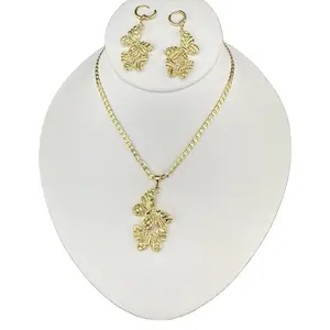 Cuban Chain  with Butterfly Pendant and erring - Elegant Design for Versatile Wear, chain is 3 mm wide