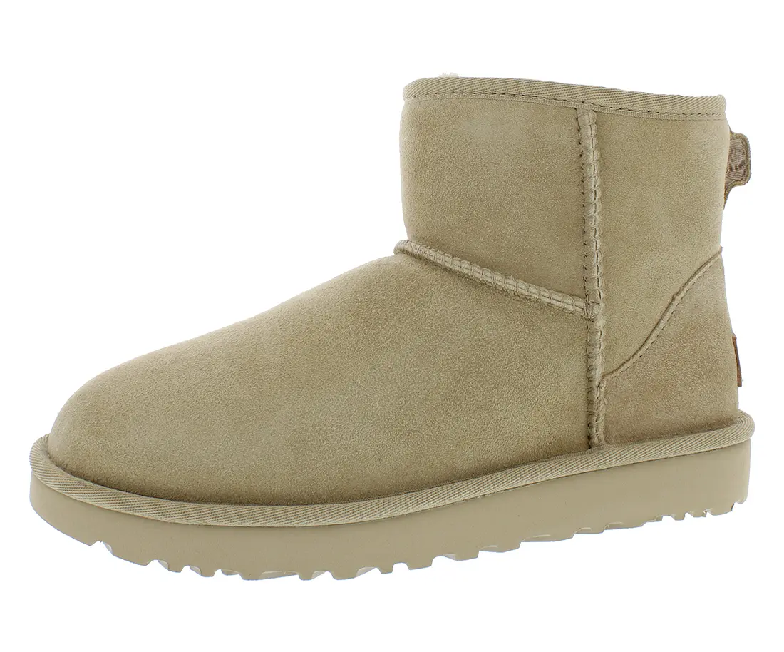 UGG Women's Classic Mini II Suede Boot with Warm Sheepskin Lining, Cozy Pull-On Winter Style for Casual Wear