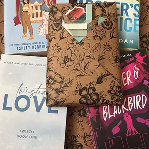 Floral Blind Date With a Book Bundle – Mystery Book Gift for Readers
