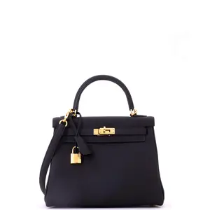 Pre-owned HERMÈS Leather Top Handle Bags Hermes Kelly Handbag Noir Togo with Gold Hardware 25 by Rebag