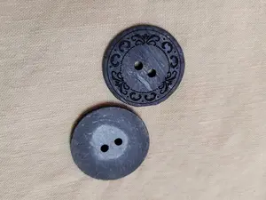 Ornate etched 2-hole button
