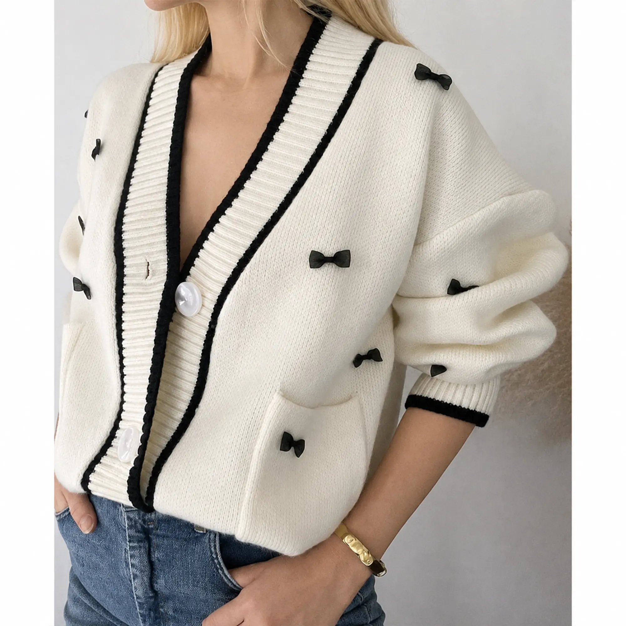 Women’s Oversize Knitwear Cardigan - Soft Knit Fabric, Sweet Ballet Style Casual Tops for Daily Commute, Travel