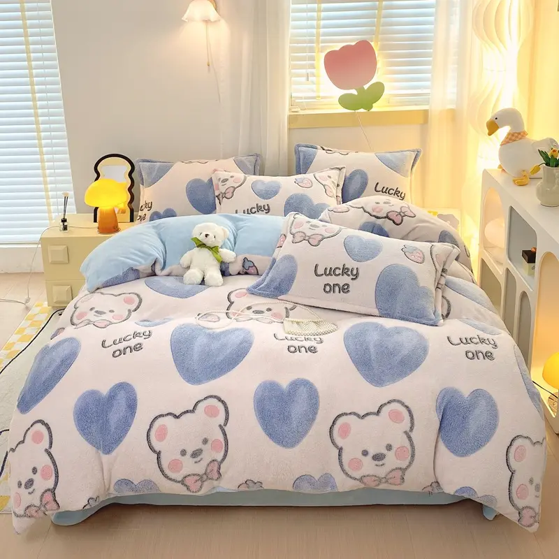 Heart Pattern Milk Velvet Quilt Cover Set, Decorative Duvet Cover, Includes 1 Quilt Cover and 2 Pillowcases, Soft Warm Bedding for Cozy Bedroom Decor