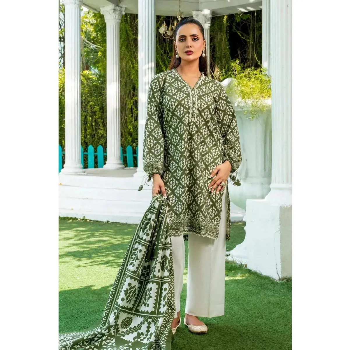 3PC stitched Printed Lawn Suit | KLA-4174