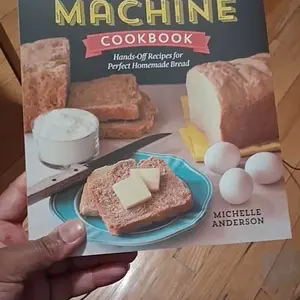 The No-Fuss Bread Machine Cookbook: Hands-Off Recipes for Perfect Homemade Bread -- Michelle Anderson - Paperback
