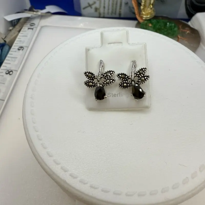 925 sterling silver earrings high quality tsnzanite stones Mexican silver (( aretes pegaditos de plata Mexicana fino Alta calidad Tanzanitas