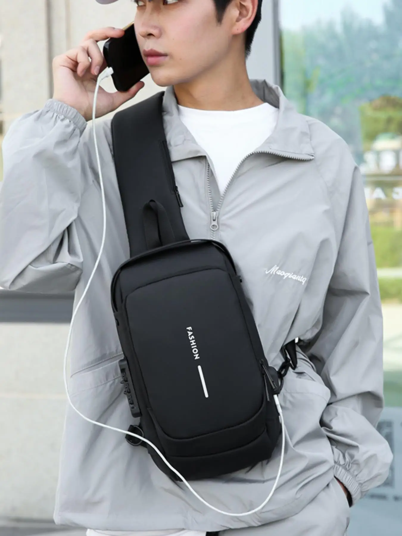 Men's Simple Random Print Zipper Fabric Chest Bag, Casual Travel Essentials, Versatile Sling Bag, Trendy Fanny Packs for Women Crossbody Bag for Daily