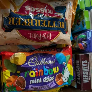 Snack Box, Chocolate & Dessert Gift Box for Gifting Occasions