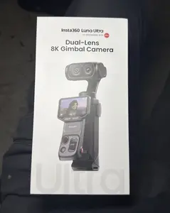 Insta360 Luna Ultra Standard Bundle Dual Lens 8K AI Gimbal Camera Cosmic Black