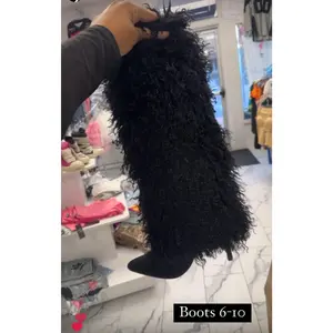 Furry boots (heels)