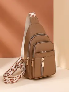 Stylish  simple  retro  casual and versatile shoulder slung chest bag, niche design retro commuting light and portable messenger bag, personality classic and versatile  suitable for daily commuting, shopping and so on.