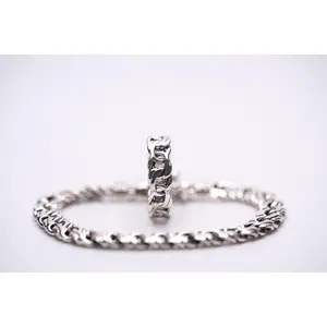 Omega Ring