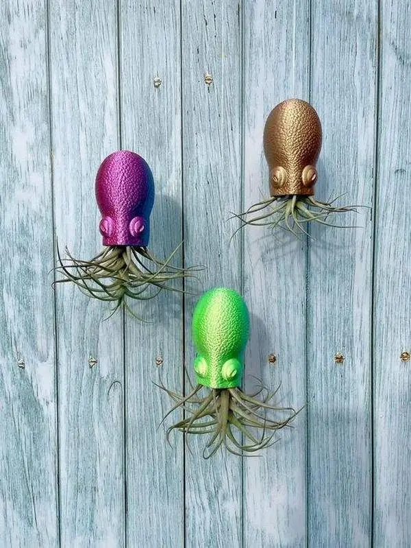 Tentacle Tranquility: 3D Printed Octopus Hanging Planter - Your Botanical Buddy