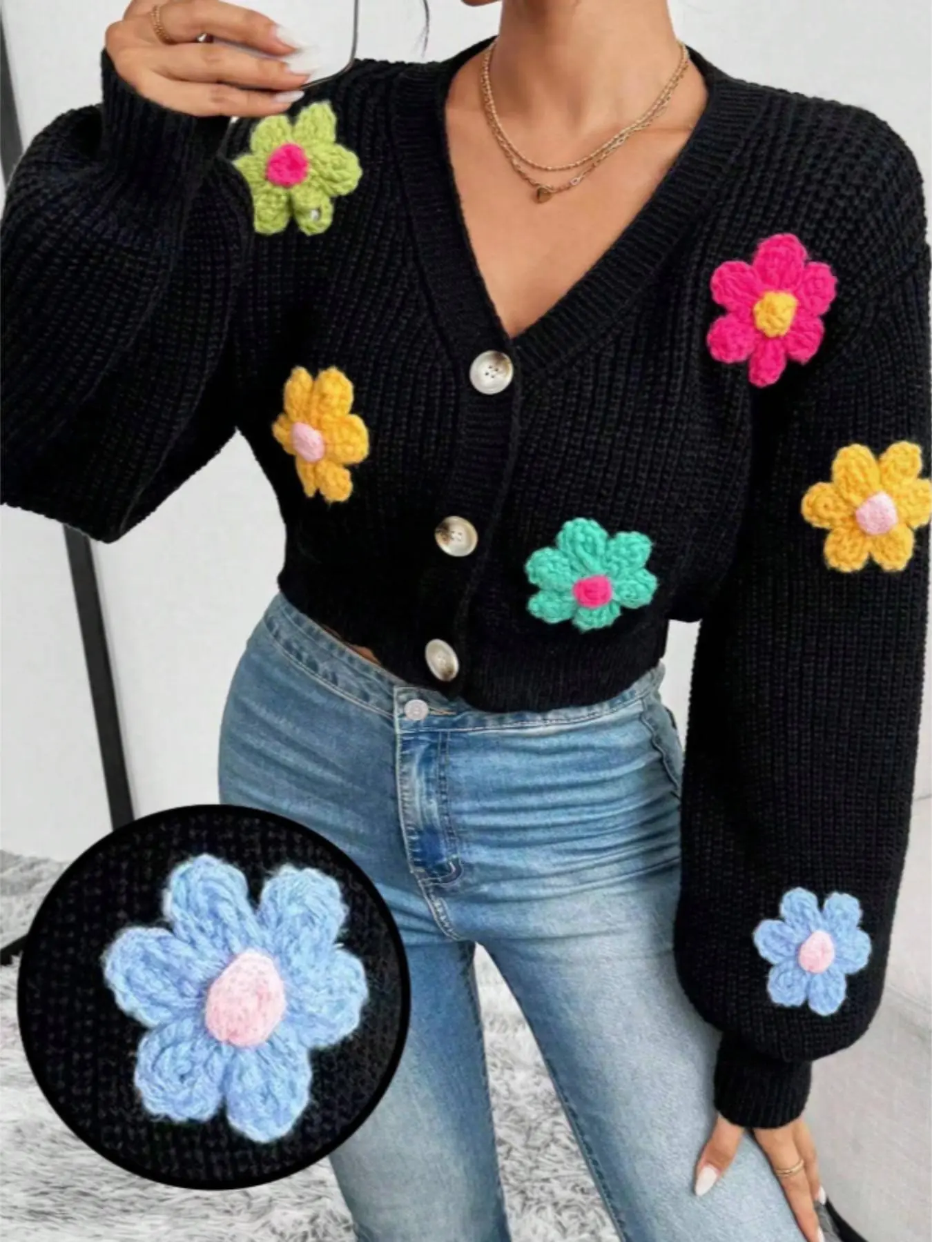 Women's Floral Patched Crop Sweater Cardigan, Casual Long Sleeve Knitwear for Daily Wear, Ladies Clothes for All Seasons, Longsleeves Tops, Knitted Cardigan Tops, Soft Casual Knitwear, Cardigans Sweaters