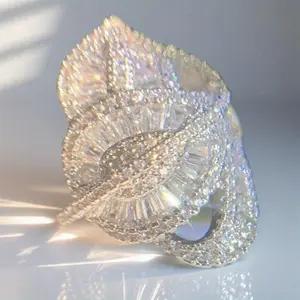 Elegant Shiny Three-Leaf Cubic Zirconia Women's Ring - Bohemian Style Wedding/Party Bridal Engagement Jewelry - Cocktail Party 3rd Anniversary Premium Accessory - Daily Elegant Versatile Jewelry