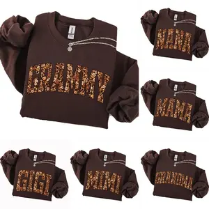 Personalized Grandma Sweatshirt Custom Floral Crewneck for Women Vintage Style Cozy Pullover Mothers Day Gift for Grandma Family Gift