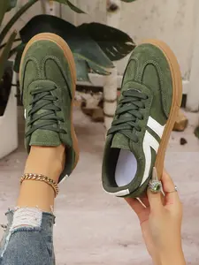 Olive Matte Leather Casual Sneakers for Women, Vintage V-Color Stitching Training Shoes, Rubber Sole Versatile Student Sports Shoes, Thick Sole Sneakers