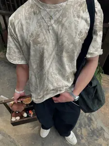 Unisex Camo Leaf Print Short Sleeve T-Shirt, Vintage American Street Style, Breathable Skin-Friendly, Loose Fit, Washed Look, Casual Outdoor Wear