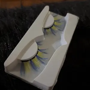Sunny Sky Lash by: Royal Glitz & Glam