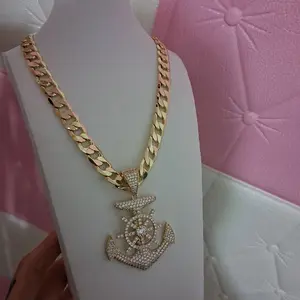 10 mm x 22 "Cuban link chain with anchor pendant -laminated 14 k