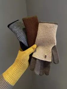 Women's Winter Knit Gloves, Touchscreen Compatible, Patchwork Design, Fitted Style, Warm Wrist Protection, Ideal for Cycling & Students