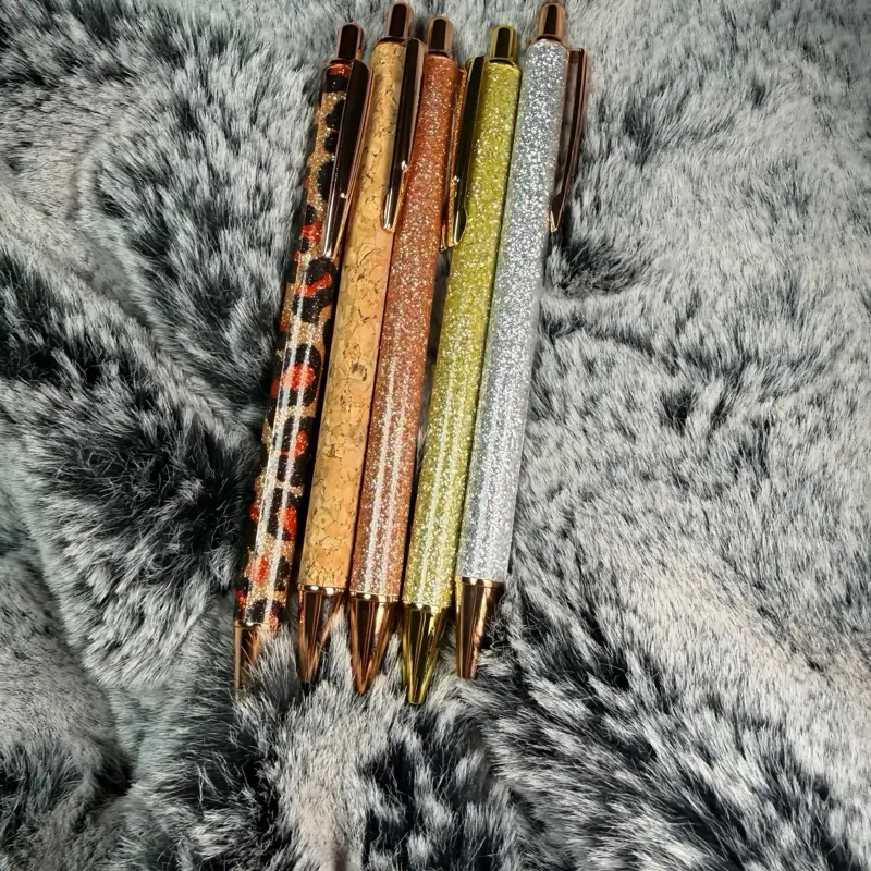 Glitter and Leopard Fashion Pens 1.0