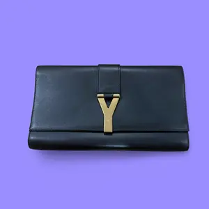 Pre-owned Leather Clutches & Wristlets Saint Laurent Y Line Clutch Bag