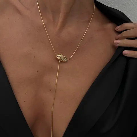 Vintage Metal Simple Water Drop Pendant for Women 2025 Trendy Charm Necklaces Long Thin Chain Dangling Charms Necklace Aesthetic Y2K Jewelry Gift Dainty Necklaces Alloy Necklace